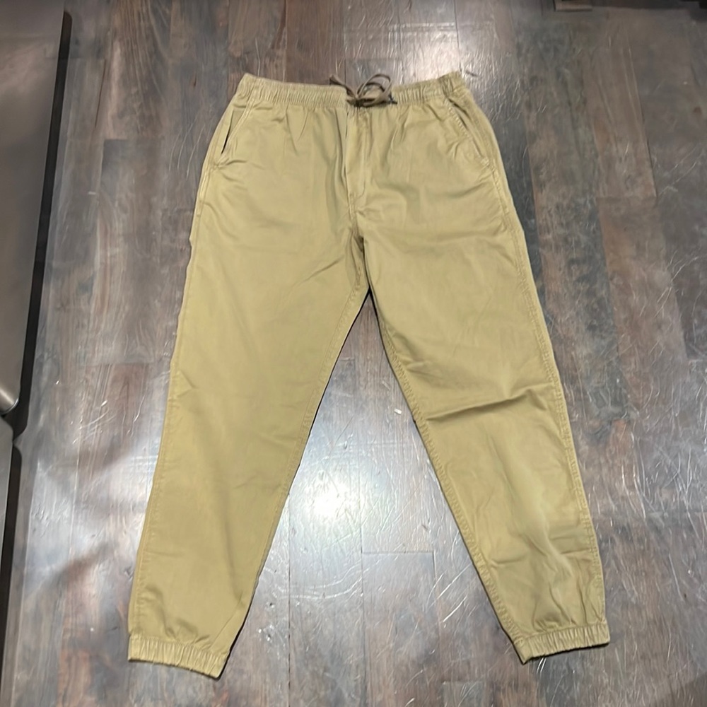 American Eagle jogger